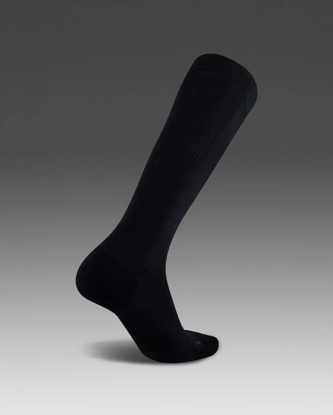 2XU Flight Compression Socks