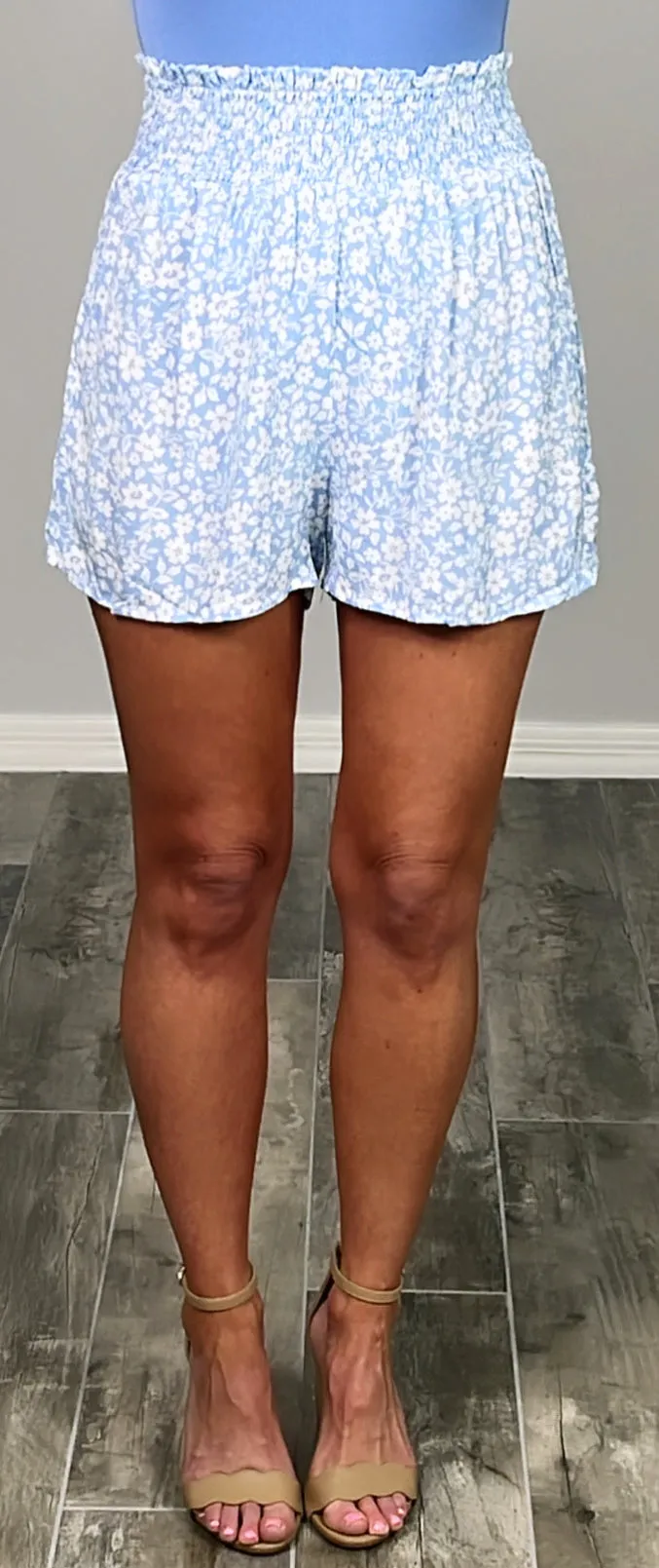 Blooming Sophistication Floral Print Shorts - Blue