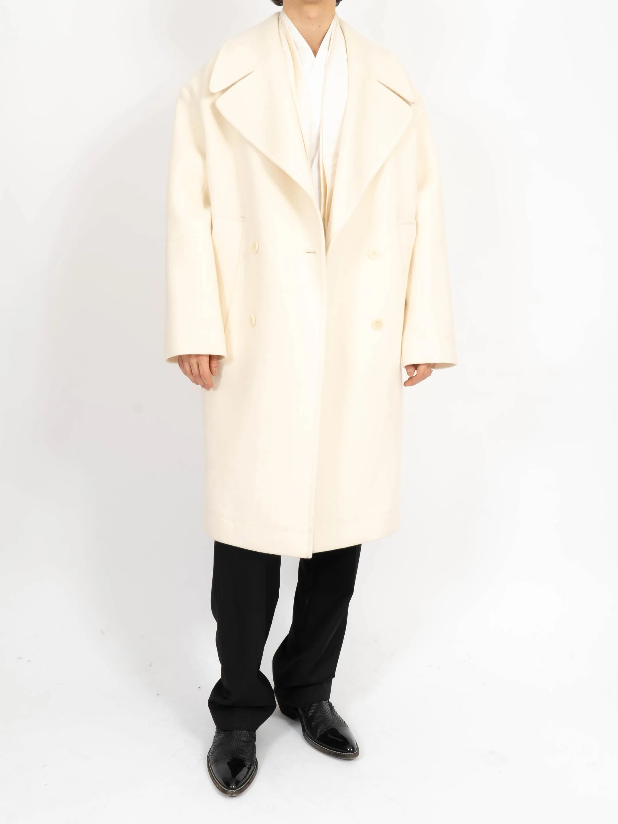 FW20 Oversized Ivory Peacoat