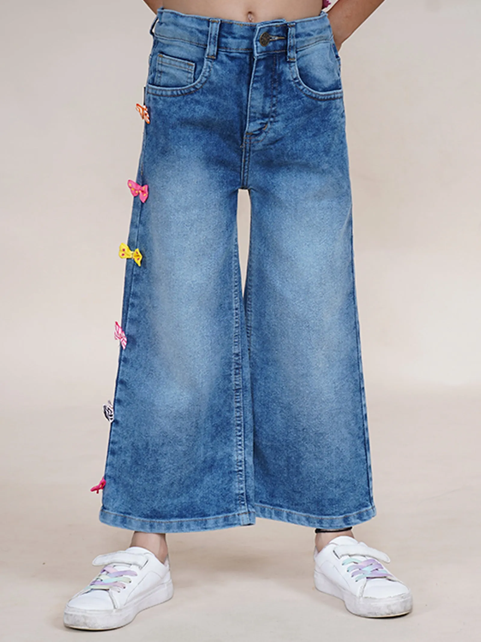 Girls Multiple Small Bow Detailed Jeans