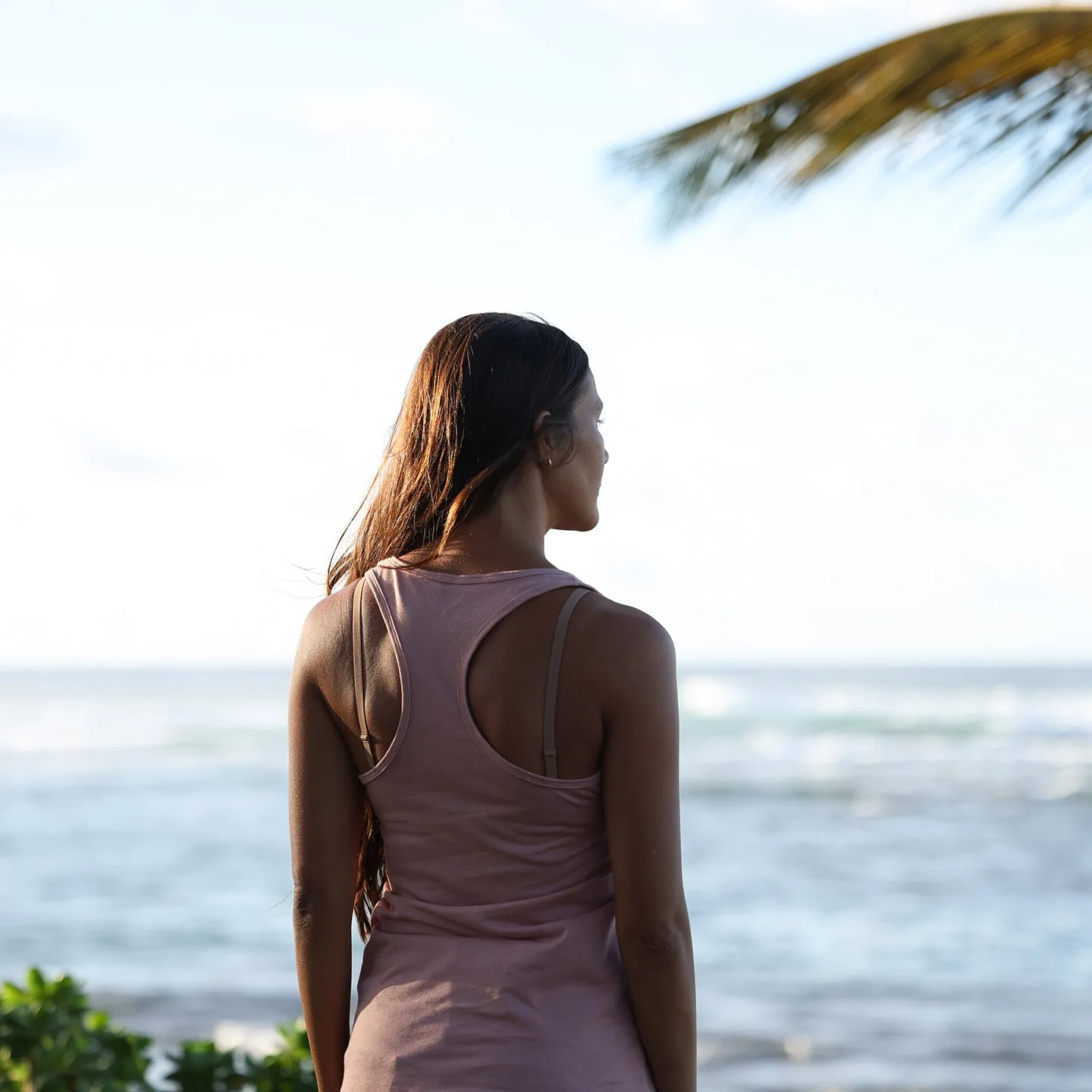 WOMEN'S ALOHA FRIDAY TANK IN DESERT PINK